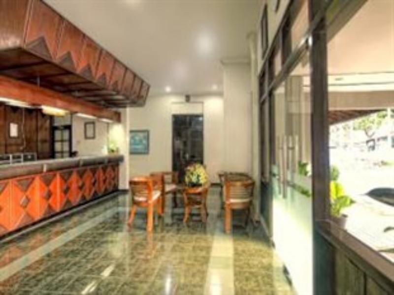 Hotel Galuh Anindita Jogjakarta Buitenkant foto