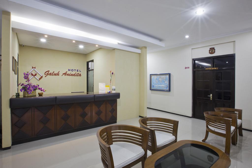 Hotel Galuh Anindita Jogjakarta Buitenkant foto